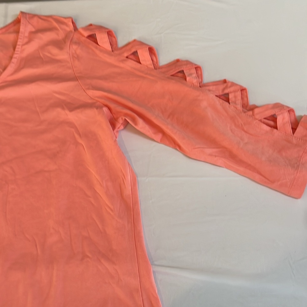 𝅺Denim 24/7 size X-Large coral scoop neck tee 3/4 lattice sleeve - Picture 3 of 8